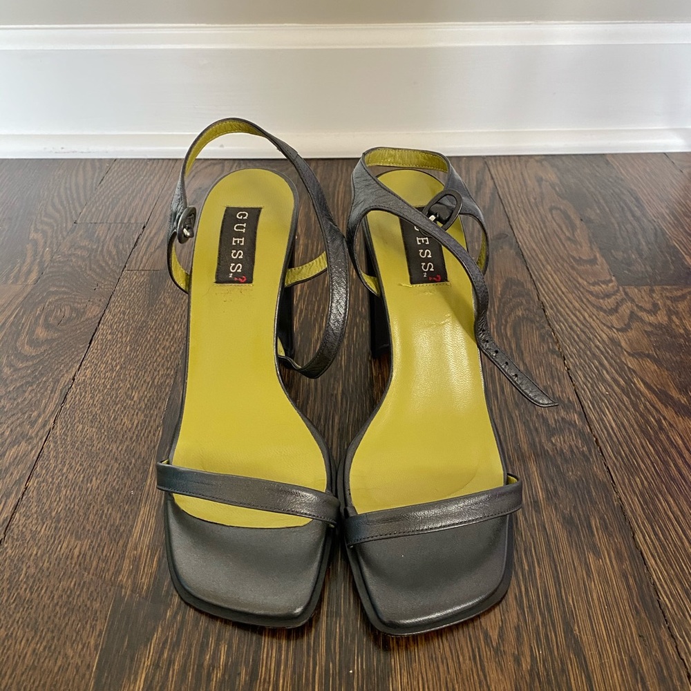 Used Guess leather high heel shoes in size 7
